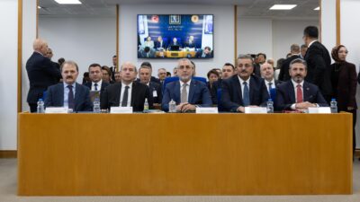 Bakan Işıkhan, Çalışma ve Sosyal Güvenlik Bakanlığı’nın bütçe görüşmelerinde asgari