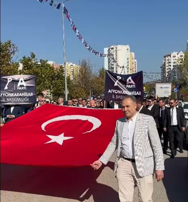 Anahtar Parti Afyonkarahisar İl Başkanlığı, partisinin 1. yıl dönümü dolayısıyla