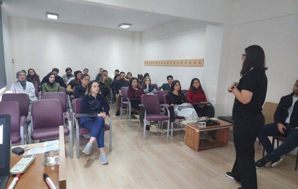 Afyonkarahisar Sağlık Bilimleri Üniversitesi (AFSÜ) Diş Hastanesi’nde tehlikeli sınıf kapsamında