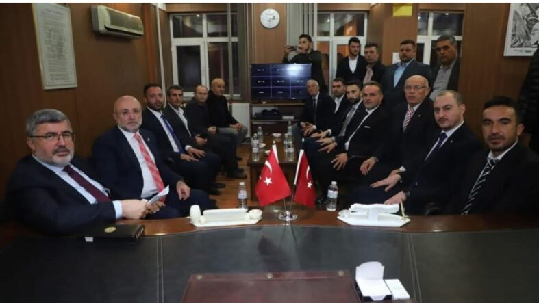 Karaadilli Belediye Başkanı Hüseyin Şahin, AK Parti Afyonkarahisar Milletvekili Ali