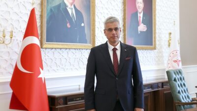 Sağlık Bakanı Prof. Dr. Kemal Memişoğlu, bugün bir dizi ziyaret