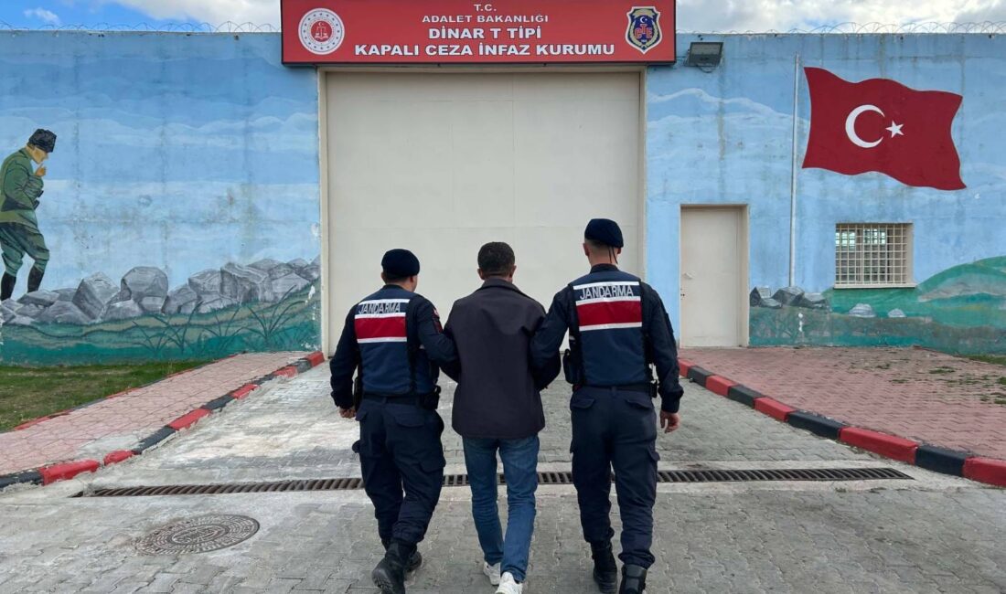Afyonkarahisar İl Jandarma Komutanlığı, aranan şahısların tespiti ve yakalanmasına yönelik