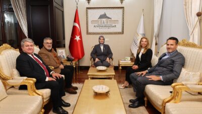 Afyonkarahisar Valisi Kübra Güran Yiğitbaşı basın temsilcilerini makamında kabul etti