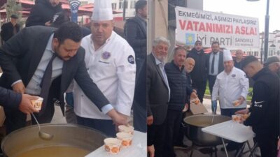 Afyonkarahisar’ın Sandıklı ilçesinde, İYİ Parti İlçe Başkanlığı, toplumun dayanışma ruhunu