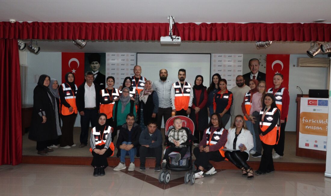 İscehisar’da ‘FarkıMda mısın?’ projesine katılım sağlandı Avrupa Birliği (AB) tarafından finanse edilen ve Birleşmiş Milletler Kalkınma