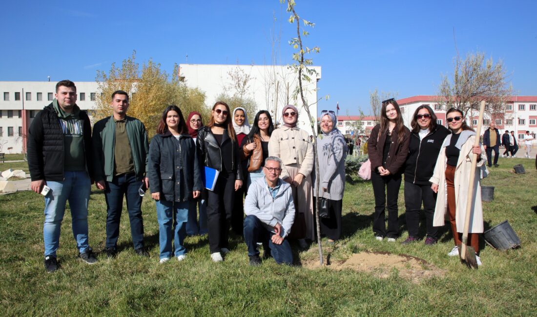 Afyon Kocatepe Üniversitesi (AKÜ) Mühendislik Fakültesi tarafından 'Pilav Günü ve