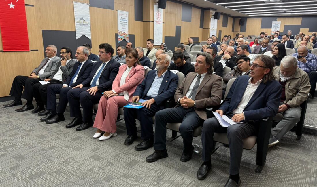 Afyonkarahisar'da Kültür ve Turizm Bakanlığı'nın himayelerinde ve Türkiye Halk Bankası’nın