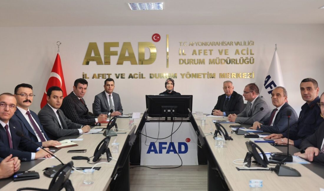 Afyonkarahisar Valisi Doç. Dr. Kübra Güran Yiğitbaşı başkanlığında, AFAD İl