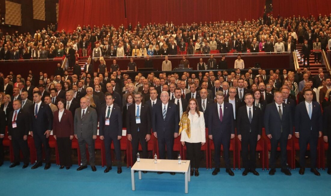 Olgun, İYİ Parti 4. Olağan İstanbul İl Kongresi’ne katıldı İYİ Parti Genel Başkan Yardımcısı ve Afyonkarahisar Milletvekili Hakan Şeref