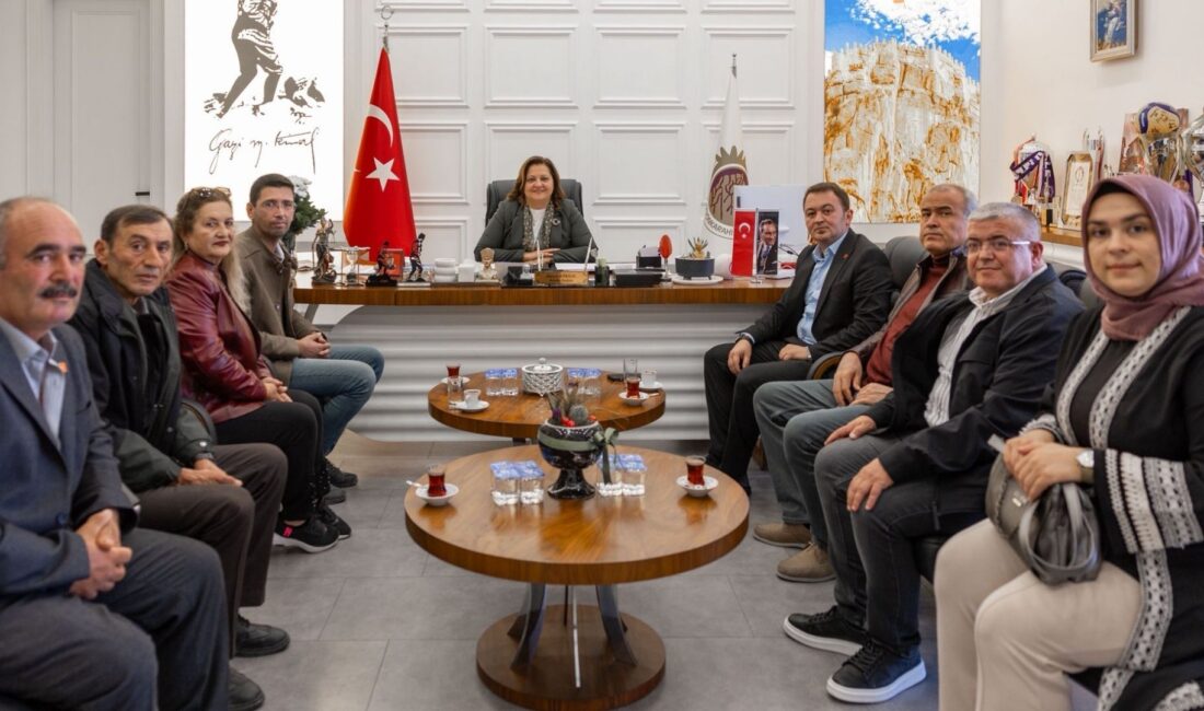 Afyonkarahisar Belediye Başkanı Burcu Köksal, Cumhuriyet Halk Partisi Çay İlçe