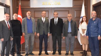 Afyonkarahisar Sağlık Bilimleri Üniversitesi (AFSÜ) Rektörü Prof. Dr. Adem Aslan,