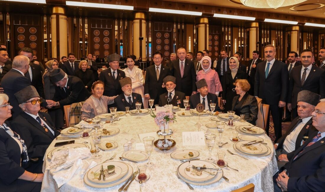 AK Parti Afyonkarahisar Milletvekili Hasan Arslan, Cumhurbaşkanı Recep Tayyip Erdoğan
