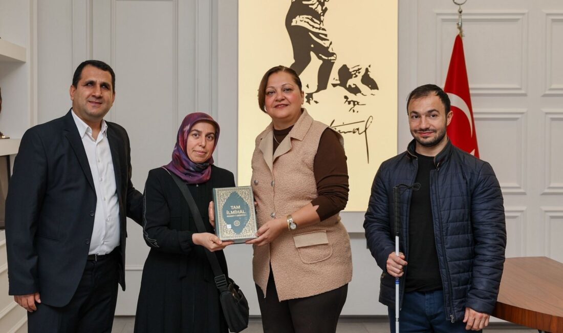Afyonkarahisar Belediye Başkanı Burcu Köksal, Kocatepe Görme Engelliler Spor Kulübü