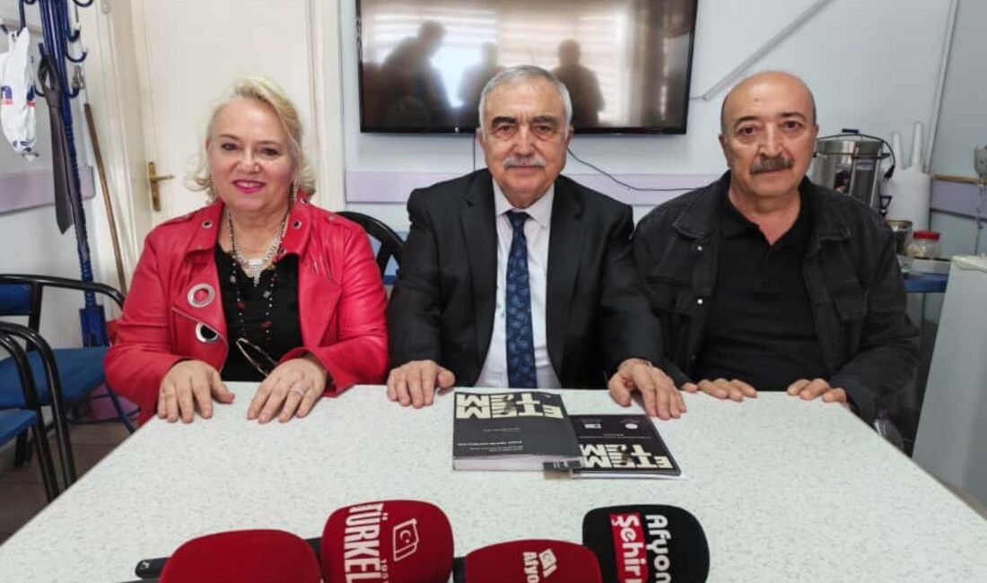 Atatürkçü Düşünce Derneği (ADD) Afyonkarahisar Şube Başkanı Veli Cengiz, 14