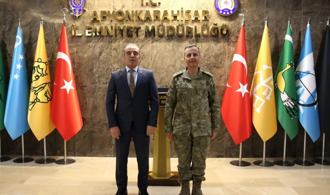 Afyonkarahisar İkmal ve Garnizon Komutanlığı Erkan Başkanı Albay Ata Tınaz,