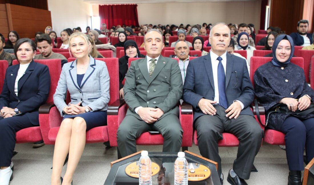 Afyon Kocatepe Üniversitesi (AKÜ) Fen Edebiyat Fakültesi ile Kadın ve