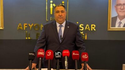 İYİ Parti İl Başkanı Muhammet Mısırlıoğlu, Ulu Önder Gazi Mustafa