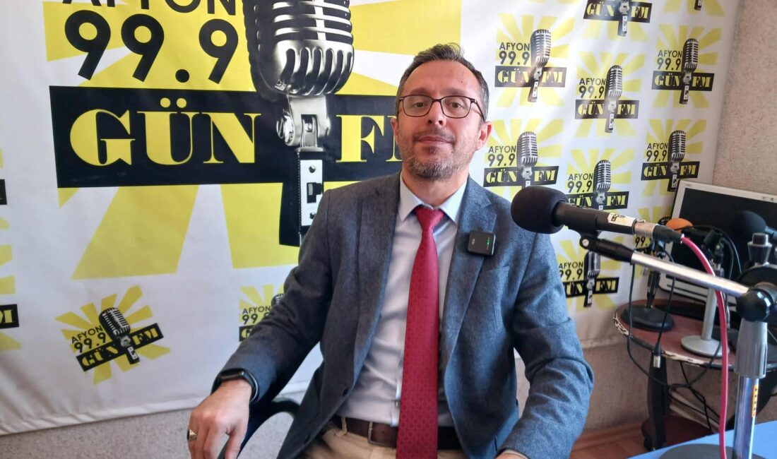 Afyon Kocatepe Üniversitesi (AKÜ) ve Gün FM işbirliğinde süren Kampüs