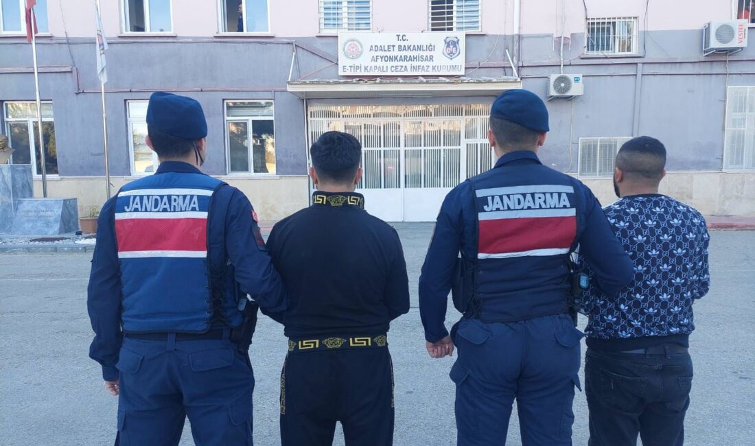 Afyonkarahisar İl Jandarma Komutanlığı, son bir hafta içerisinde aranan şahısların