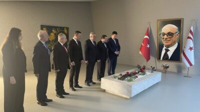 Demokrat Parti (DP) Genel Başkanı Gültekin Uysal, Cumhuriyet Bayramı dolayısıyla