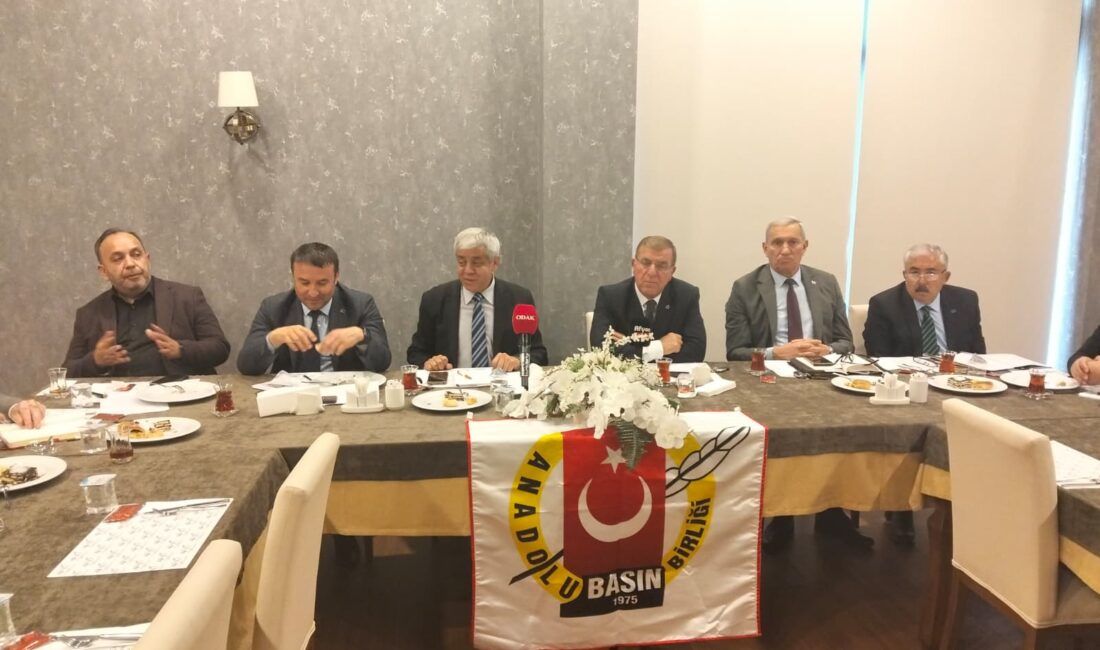 Anadolu Basın Birliği Afyonkarahisar Şubesi tarafından düzenlenen “Afyonkarahisar İl Başkanları