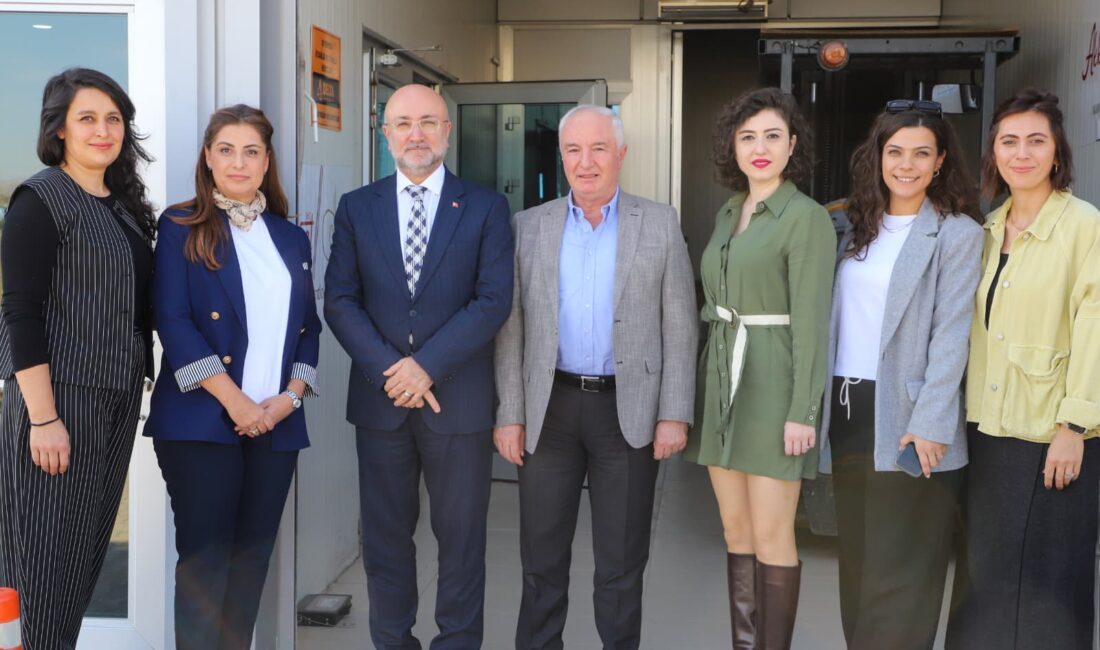 AK Parti Afyonkarahisar İl Başkanı Turgay Şahin, şehrin iş dünyası