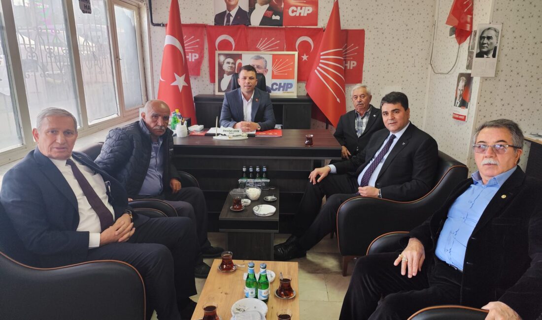 Demokrat Parti (DP) Genel Başkanı Gültekin Uysal, Cumhuriyet Halk Partisi