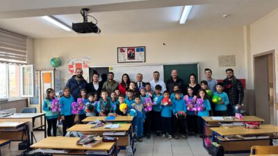 Karahisar Yörükler Derneği, Öğretmenler Günü dolayısıyla Afyonkarahisar merkeze bağlı Bostanlı
