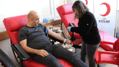 Türk Kızılayı ile iş birliği çerçevesinde kurulan Kan Bağışı Noktası,