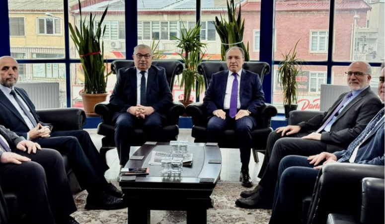 Afyon Kocatepe Üniversitesi (AKÜ) Rektörü Prof. Dr. Mehmet Karakaş ve
