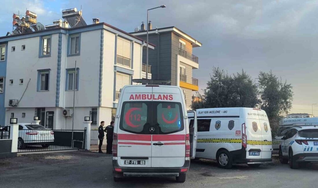 Koca dehşeti: Eşi ve 2 çocuğunu tabancayla öldürdü Antalya’da bir polis memuru, eşi ve 2 çocuğunu tabancayla vurarak