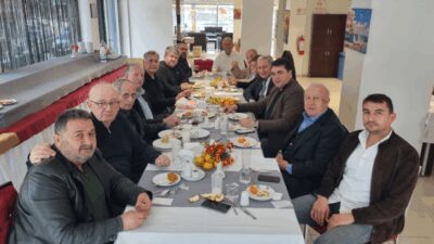 Besim Telek tarafından düzenlenen dostluk yemeği, çeşitli siyasi parti temsilcileri