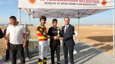 Afyonkarahisar’da Cumhuriyet’in 102. yılı dolayısıyla bu yıl ilk kez düzenlenen