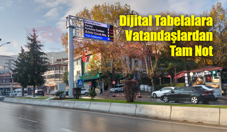 Afyonkarahisar Belediyesi’nin Akıllı Kent Projesi kapsamında hizmete aldığı dijital yönlendirme