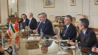 Dışişleri Bakanı Hakan Fidan, resmi temaslarda bulunmak üzere geldiği Tahran’da