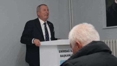 İYİ Parti Genel Başkan Yardımcısı ve Afyonkarahisar Milletvekili Hakan Şeref