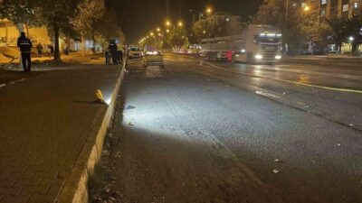 Şanlıurfa’nın Siverek ilçesinde yolun karşısına geçmeye çalışırken bir otomobilin çarptığı