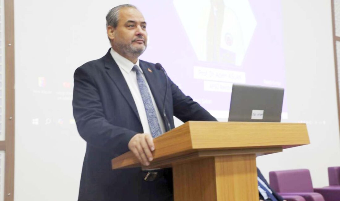 AFSÜ Rektörü Prof. Dr. Aslan, 'Rektör ve Öğrenci Buluşması'nda yaptığı