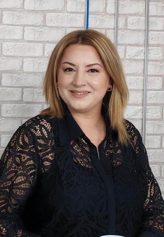 Nergiz Kılıç Savrık yazar fotoğrafı