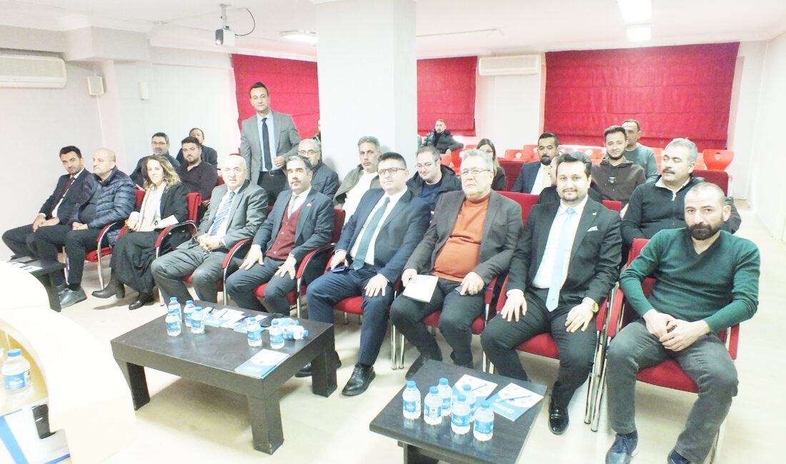 Afyonkarahisar SMMMO’nun ev sahipliğinde düzenlenen 'Dönem Sonu İşlemlerinde Özellikli Konular'