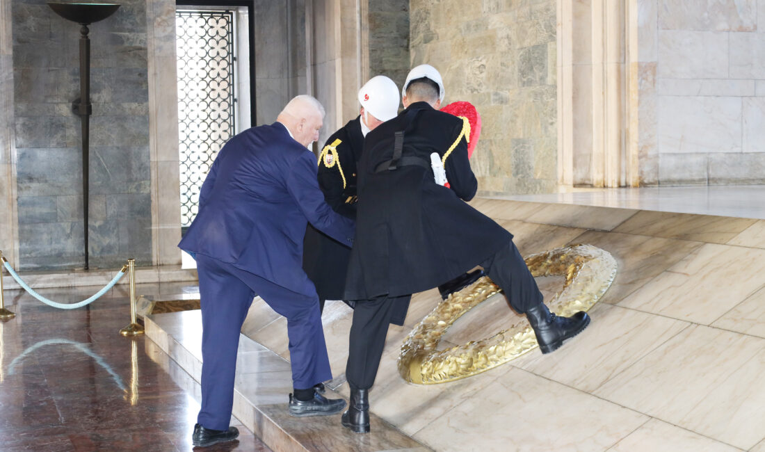 EMİB Başkanı Alimoğlu ve yönetim kurulu üyeleri, 4 Aralık Dünya