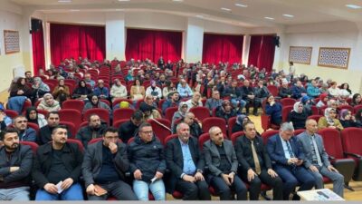 Afyonkarahisar’da TOBB Kız Anadolu İmam Hatip Lisesi’nin Konferans Salonu’nda, ÇEDES