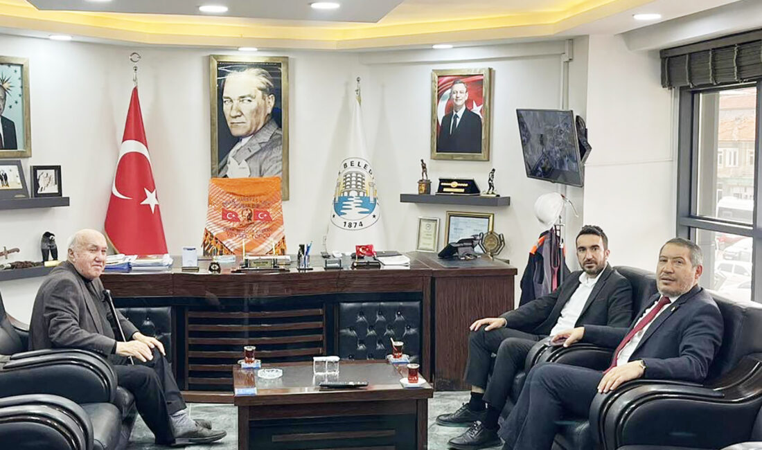 Karaadilli Belediye Başkanı Hüseyin Şahin ve önceki dönem Karaadilli Belediye