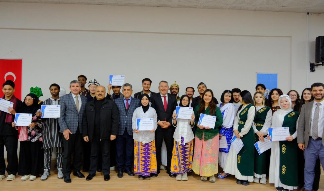 Afyon Kocatepe Üniversitesi (AKÜ) Dinar Meslek Yüksekokulu Konferans Salonu’nda düzenlenen