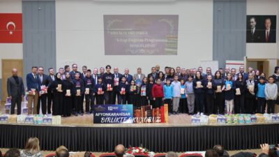 Afyonkarahisar Şehit Kerim Üye Konferans Salonu’nda düzenlenen “Afyonkarahisar Birlikte Okuyoruz”