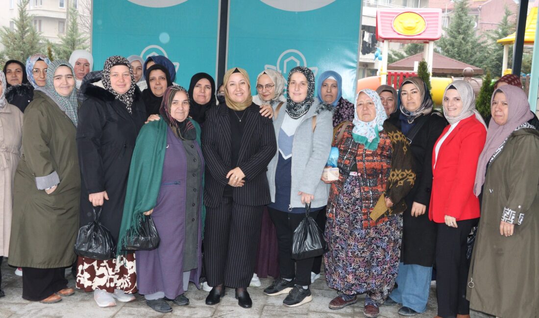 İscehisar Belediye Başkanı Seyhan Kılınçarslan, Kadınlara Özel Halk Günü Toplantısı