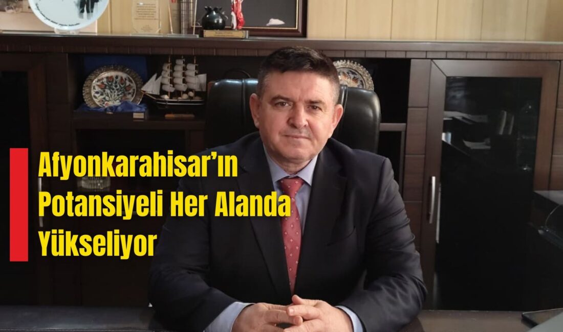 Afyonkarahisar Defterdarı İbrahim Gündüz, yaptığı konuşmada hem mesleki geçmişine hem