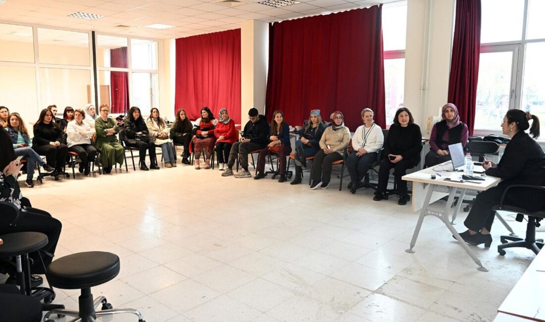 Afyon Kocatepe Üniversitesi (AKÜ) Güzel Sanatlar Fakültesi (GSF) tarafından “Geleneksel