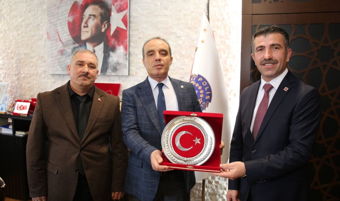 Emniyet Teşkilatı Sendikası Genel Başkanı İsmail Okumuş ve Merkez Şube