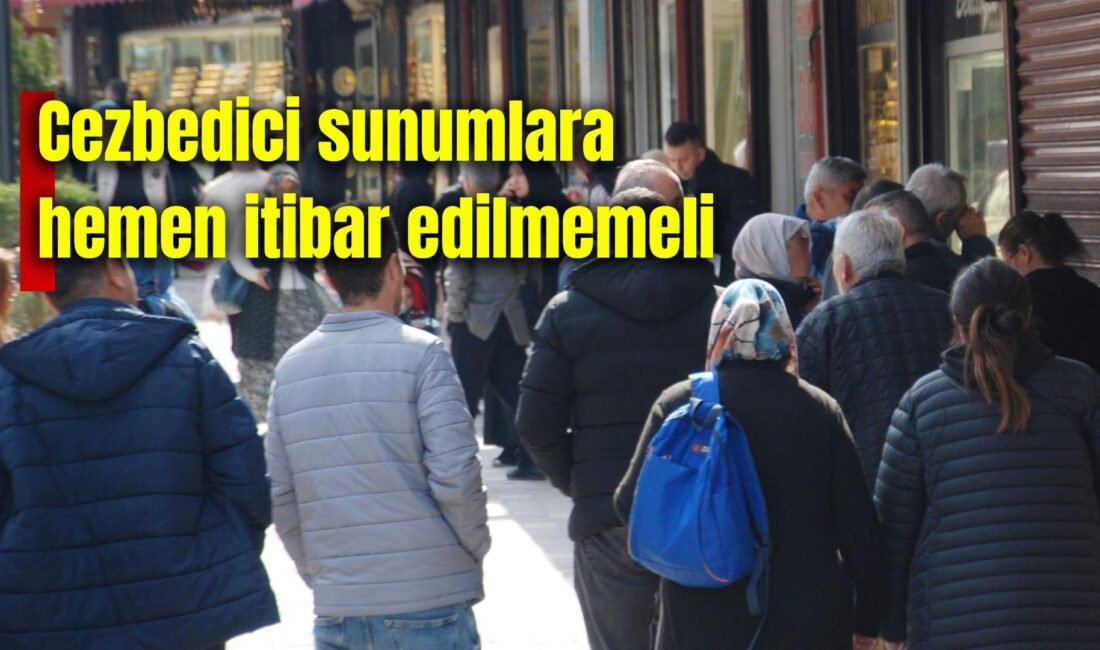 Yaklaşan yılbaşı öncesi artan alışverişlerde ‘Yılbaşı İndirimleri’, ‘Yeni Yıl Fırsatları’